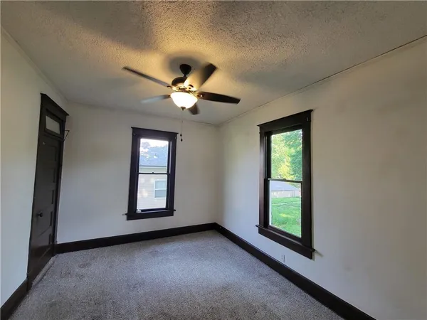 $137,900 | 3319 Mitchell Avenue, St. Joseph, MO 64507