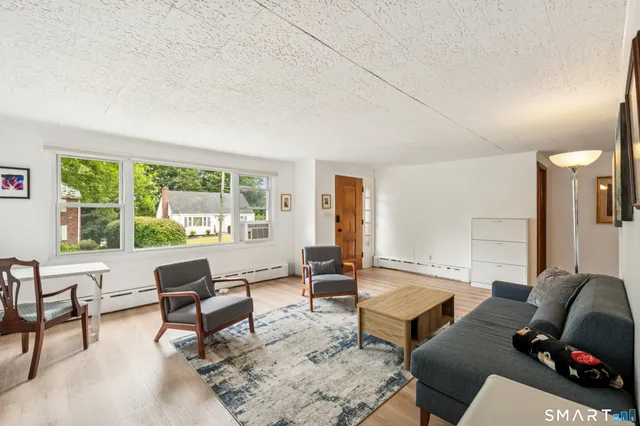 $1,050 | 65 Birge Avenue, Windsor Locks, CT 06096