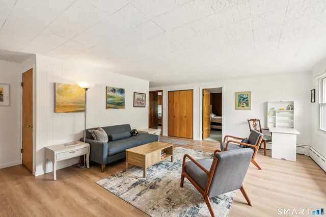 $1,050 | 65 Birge Avenue, Windsor Locks, CT 06096