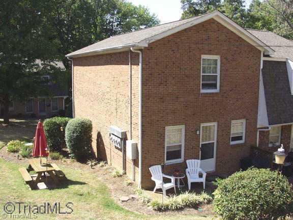 1001 Robin Hood Road, Unit D High Point, NC 27262 - Photo 2 of 9 Other.