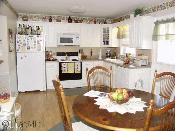 1001 Robin Hood Road, Unit D High Point, NC 27262 - Photo 4 of 9 Other.