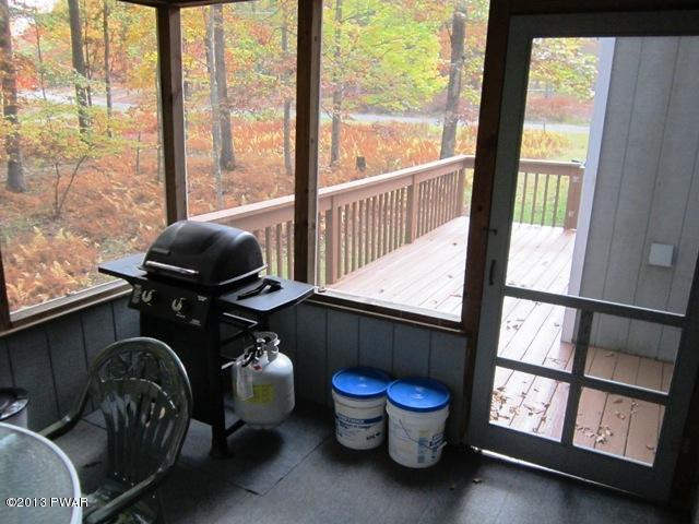 243 West Lakeview Road Lackawaxen, PA 18435 - Photo 18 of 21