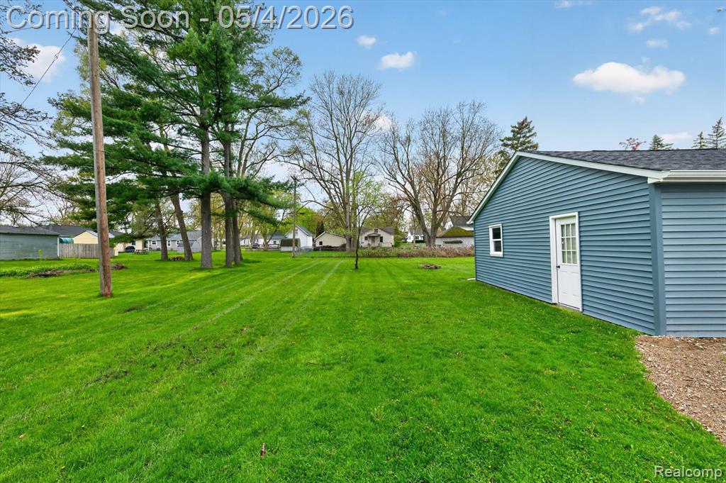 107 South Lester Street Capac, MI 48014 - Photo 24 of 43