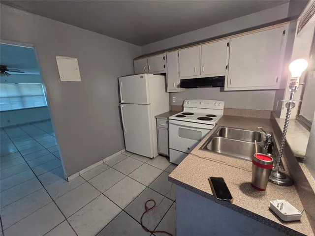 $1,800 | 5204 Northwest 15th Court, Lauderhill, FL 33313