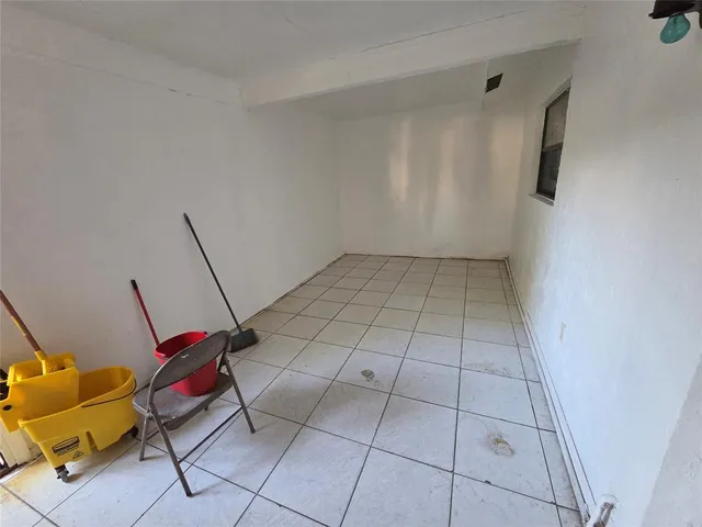 $1,800 | 5204 Northwest 15th Court, Lauderhill, FL 33313