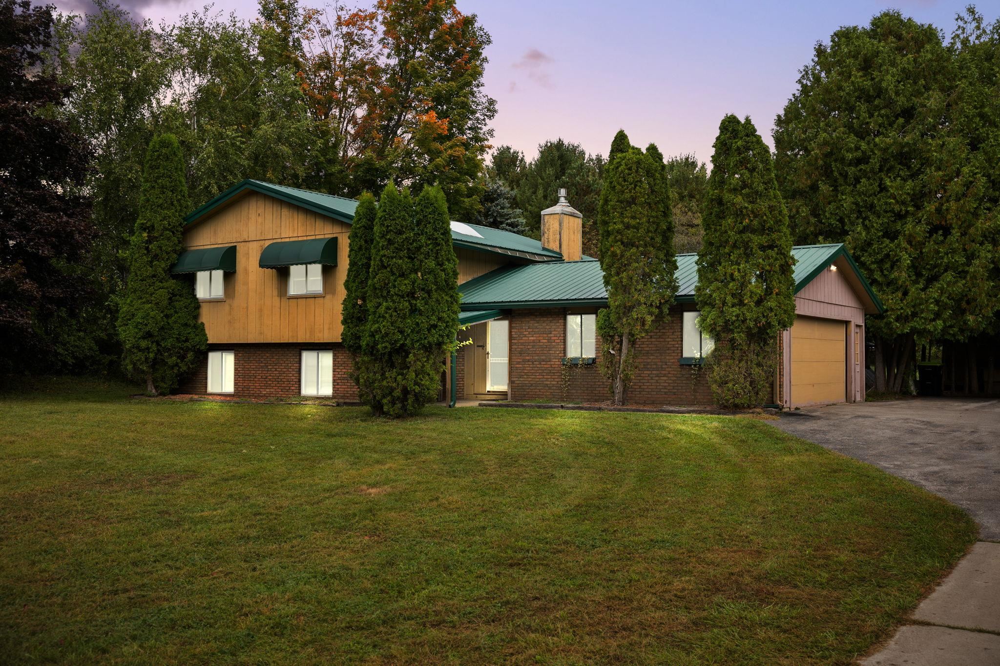 4722 Barnes Road Traverse City, MI 49684 - Photo 56 of 63 1939061-3cd2722f-bb4d-4f6b-889c-151566ef8ea4.JPG