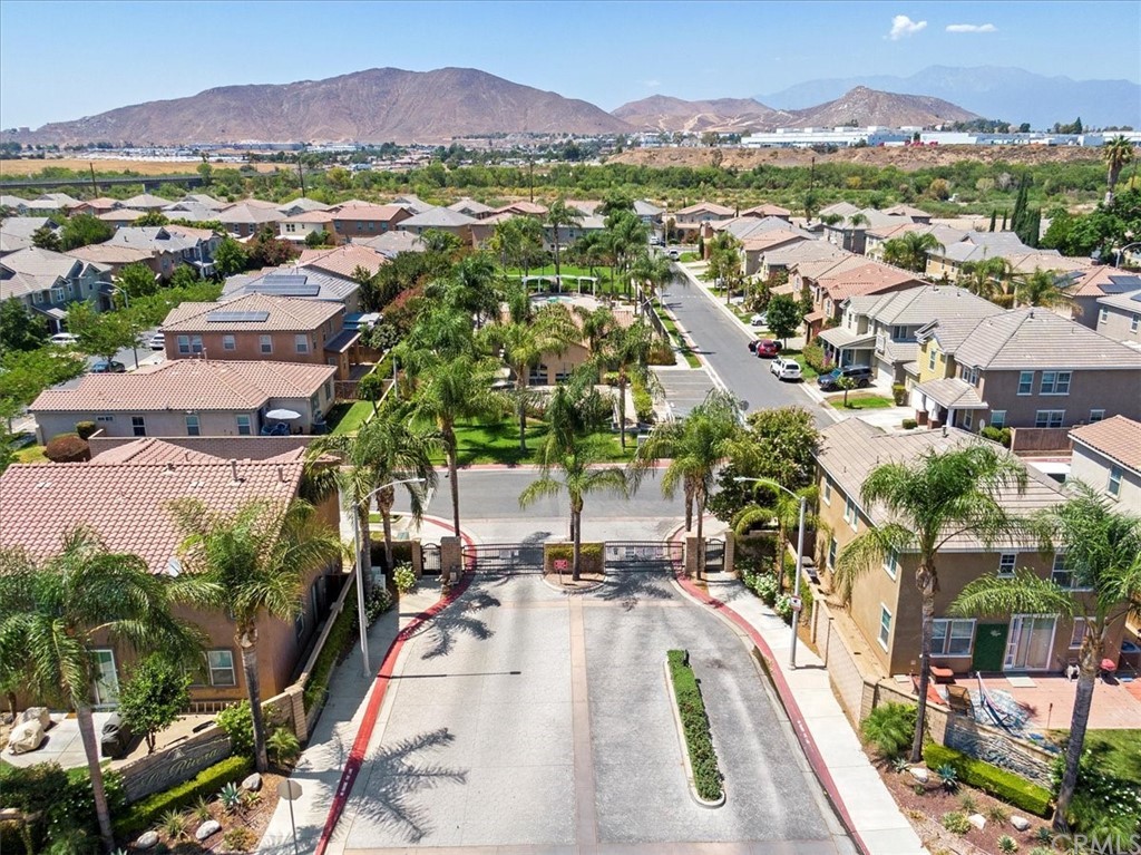 1777 Carrie Way Riverside, CA 92501 - Photo 33 of 35 a view of a city with a lake