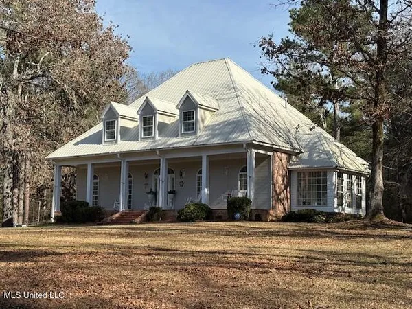 $335,000 | 315 McLemore Road, Walnut Grove, MS 39189