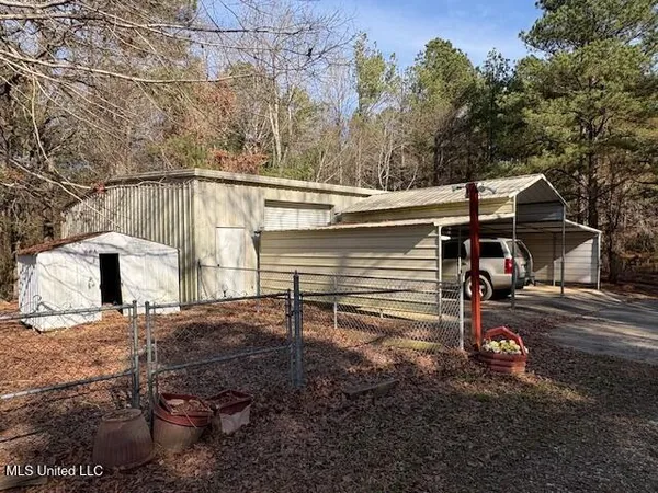 $335,000 | 315 McLemore Road, Walnut Grove, MS 39189