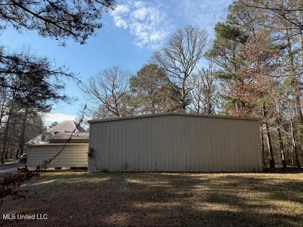 $335,000 | 315 McLemore Road, Walnut Grove, MS 39189