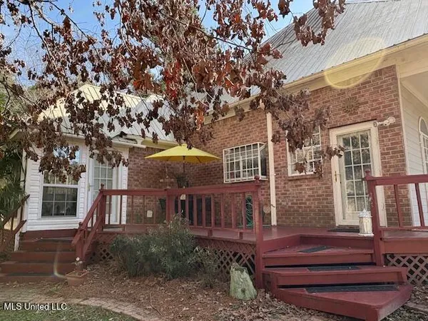 $335,000 | 315 McLemore Road, Walnut Grove, MS 39189