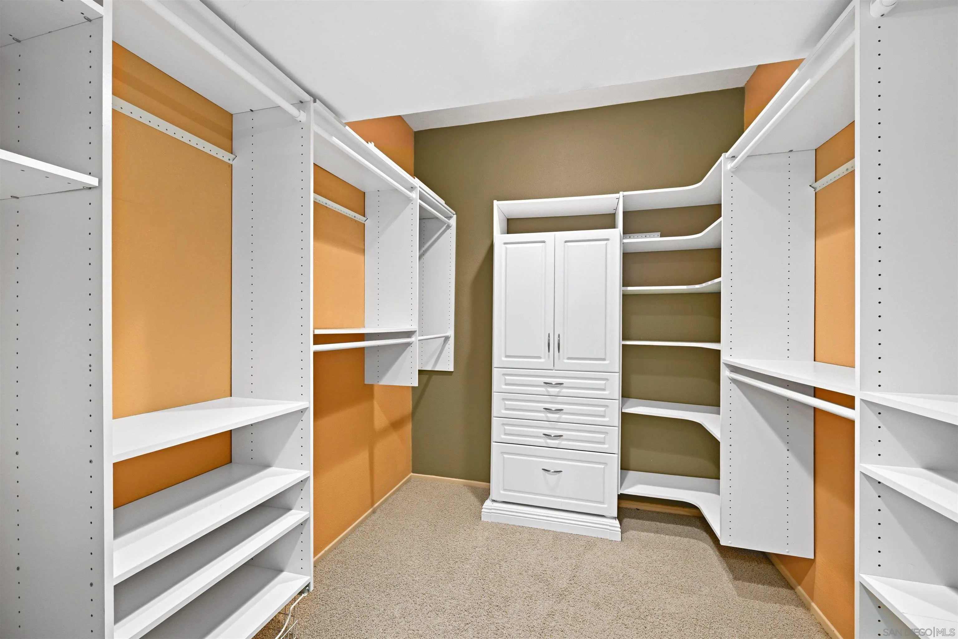 9219 Inverness Road Santee, CA 92071 - Photo 27 of 45