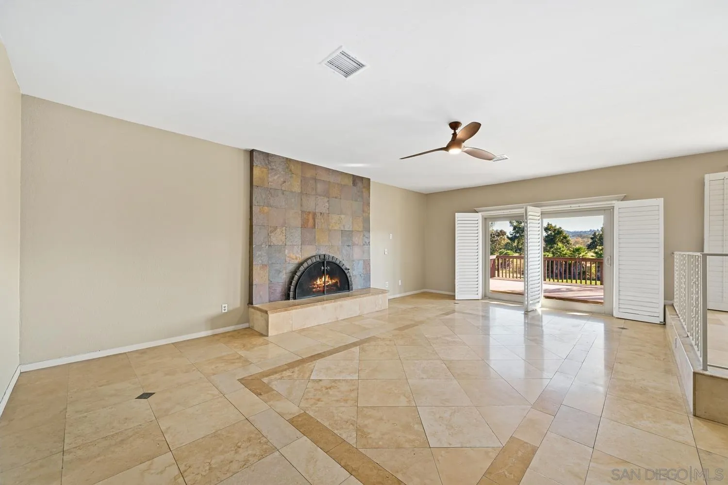 9219 Inverness Road Santee, CA 92071 - Photo 5 of 45