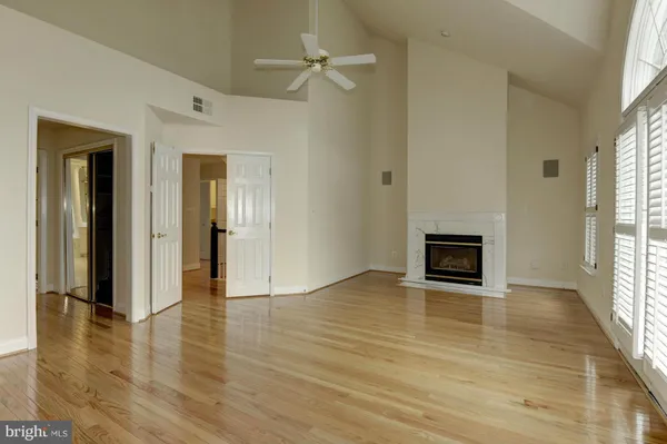 $5,850 | 2217 North Oak Court, Arlington, VA 22209