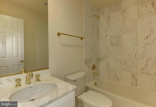 $5,850 | 2217 North Oak Court, Arlington, VA 22209