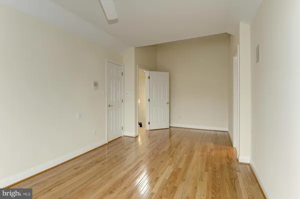 $5,850 | 2217 North Oak Court, Arlington, VA 22209