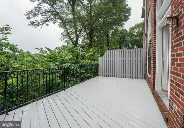 $5,850 | 2217 North Oak Court, Arlington, VA 22209