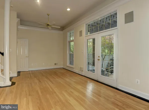 $5,850 | 2217 North Oak Court, Arlington, VA 22209