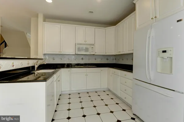 $5,850 | 2217 North Oak Court, Arlington, VA 22209