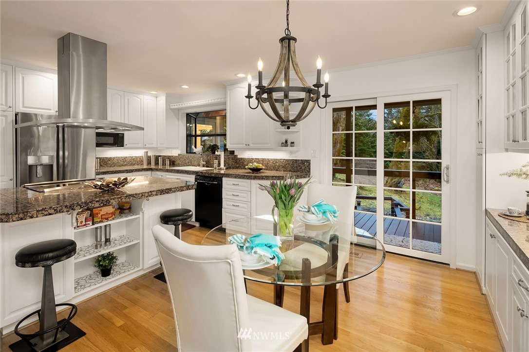 9728 174th Avenue Southeast Renton, WA 98059 - Photo 11 of 40 Gallery Image 11