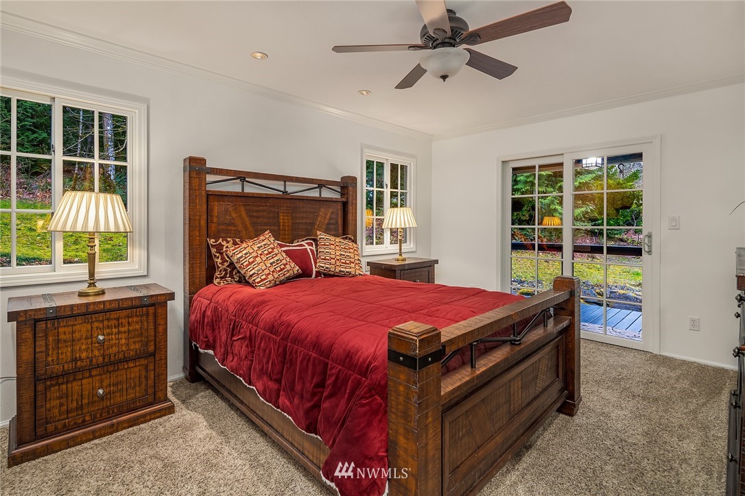 9728 174th Avenue Southeast Renton, WA 98059 - Photo 18 of 40 Gallery Image 18
