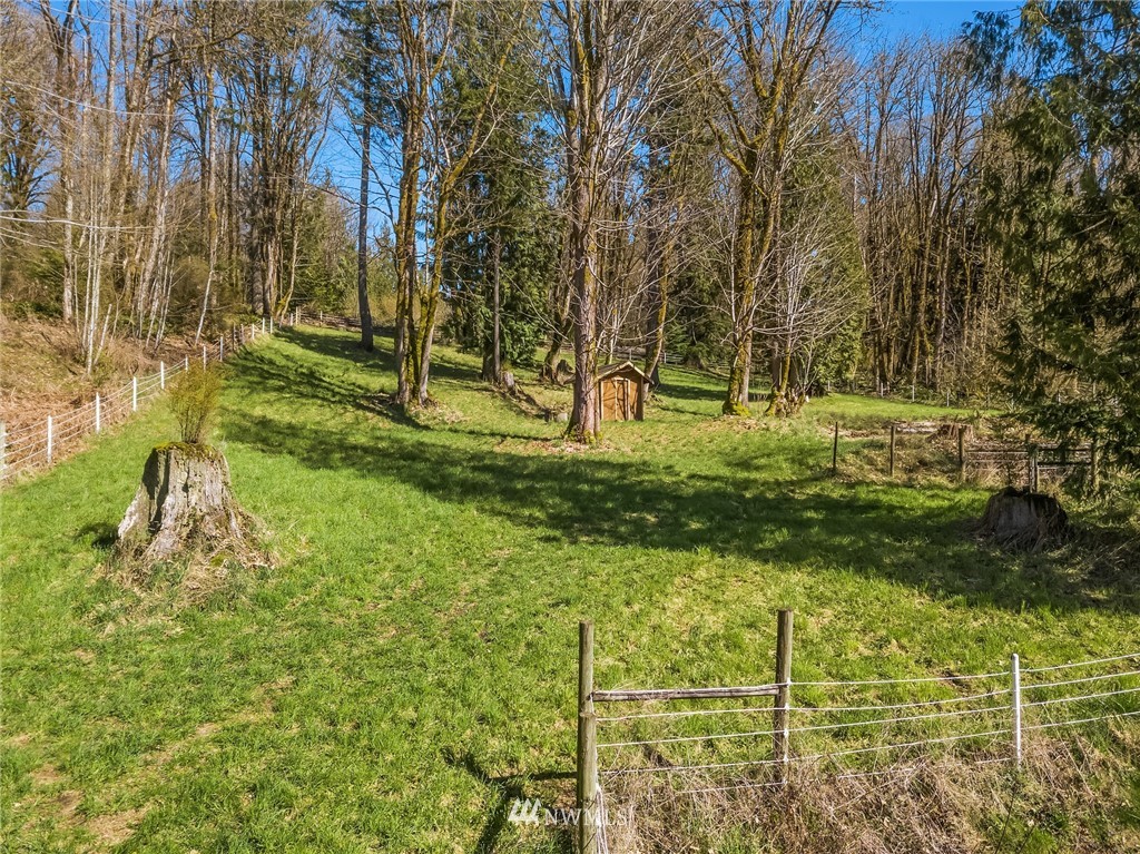 9728 174th Avenue Southeast Renton, WA 98059 - Photo 36 of 40 Gallery Image 36