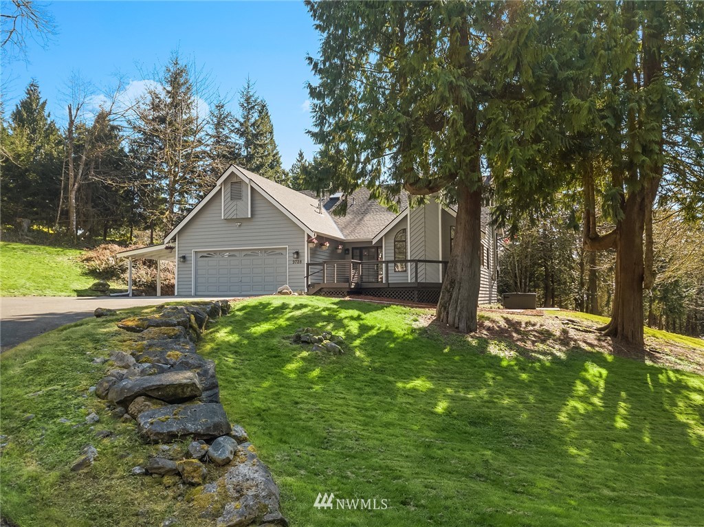 9728 174th Avenue Southeast Renton, WA 98059 - Photo 5 of 40 Gallery Image 5