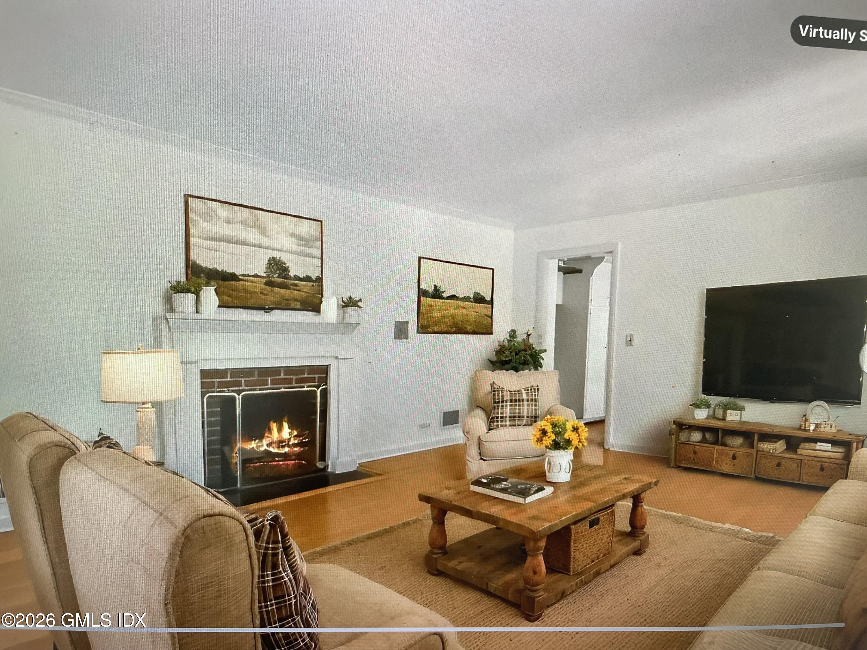 24 Hardscrabble Road Greenwich, CT 06831 - Photo 5 of 39 IMG_8440
