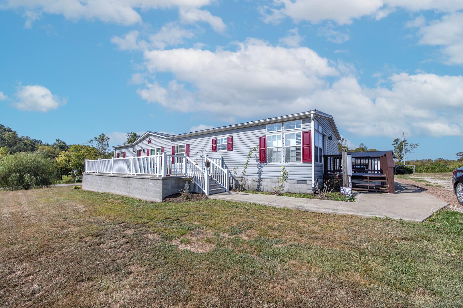 110 Summer Ridge Road Mount Sterling, KY 40353 - Photo 12 of 44 5B5A4277