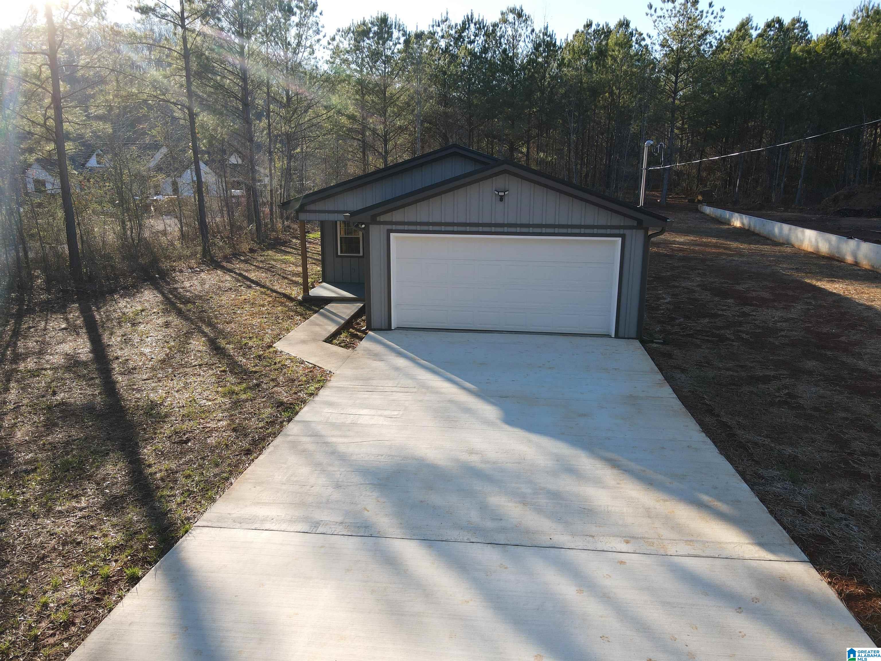 1129 Earl Roberts Road Anniston, AL 36207 - Photo 40 of 42