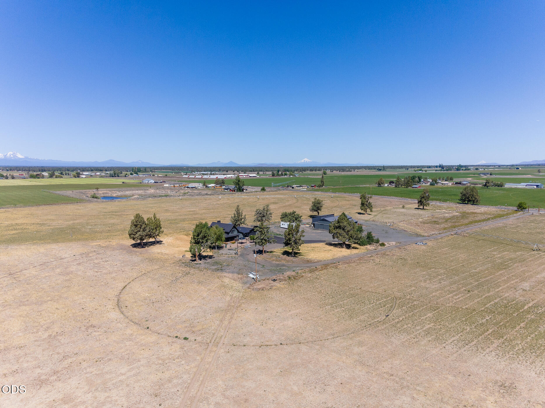 26275 Willard Road Bend, OR 97701 - Photo 78 of 85