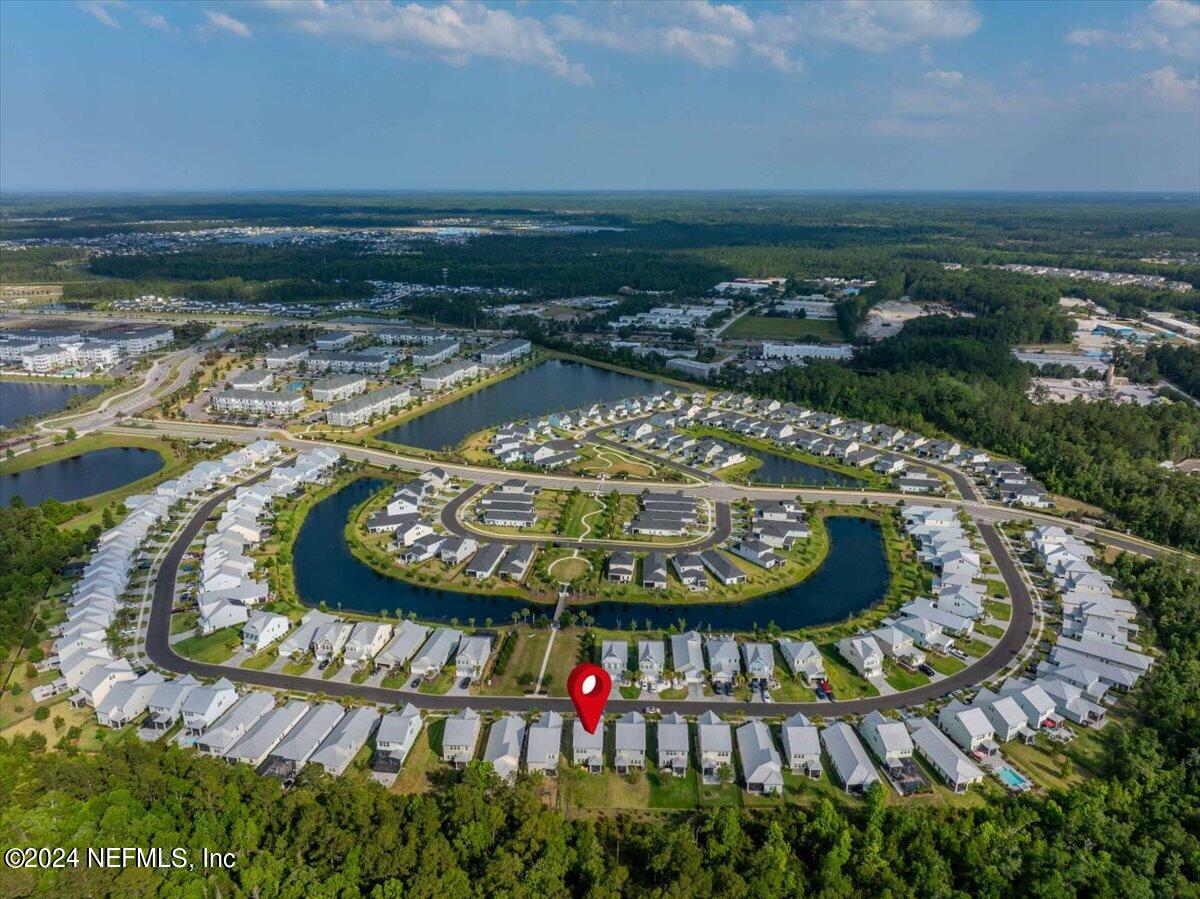 262 Clifton Bay Loop St. Johns, FL 32259 - Photo 44 of 57 a view of a swimming pool with an ocean view
