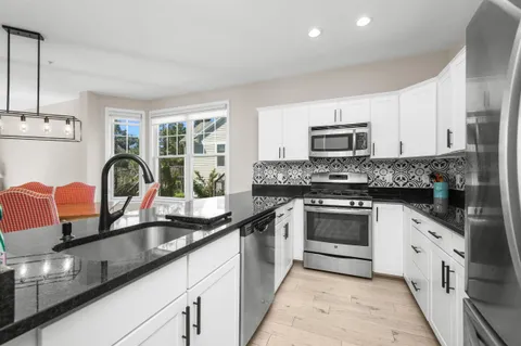 $685,000 | 118 Grey Hawk Drive, Unit 118, Mashpee, MA 02649