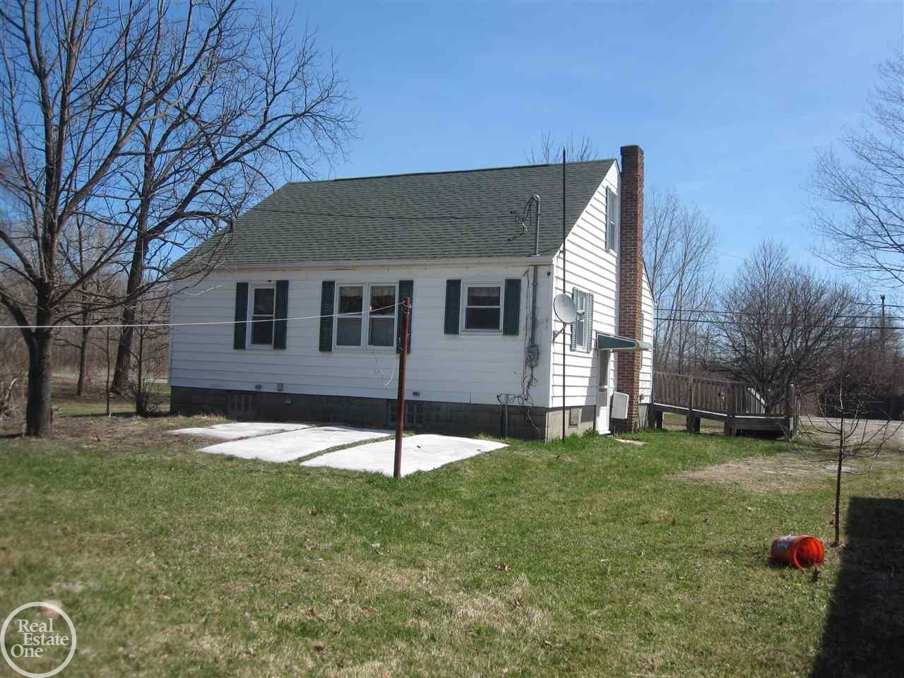2645 Goodells Road Goodells, MI 48027 - Photo 29 of 36