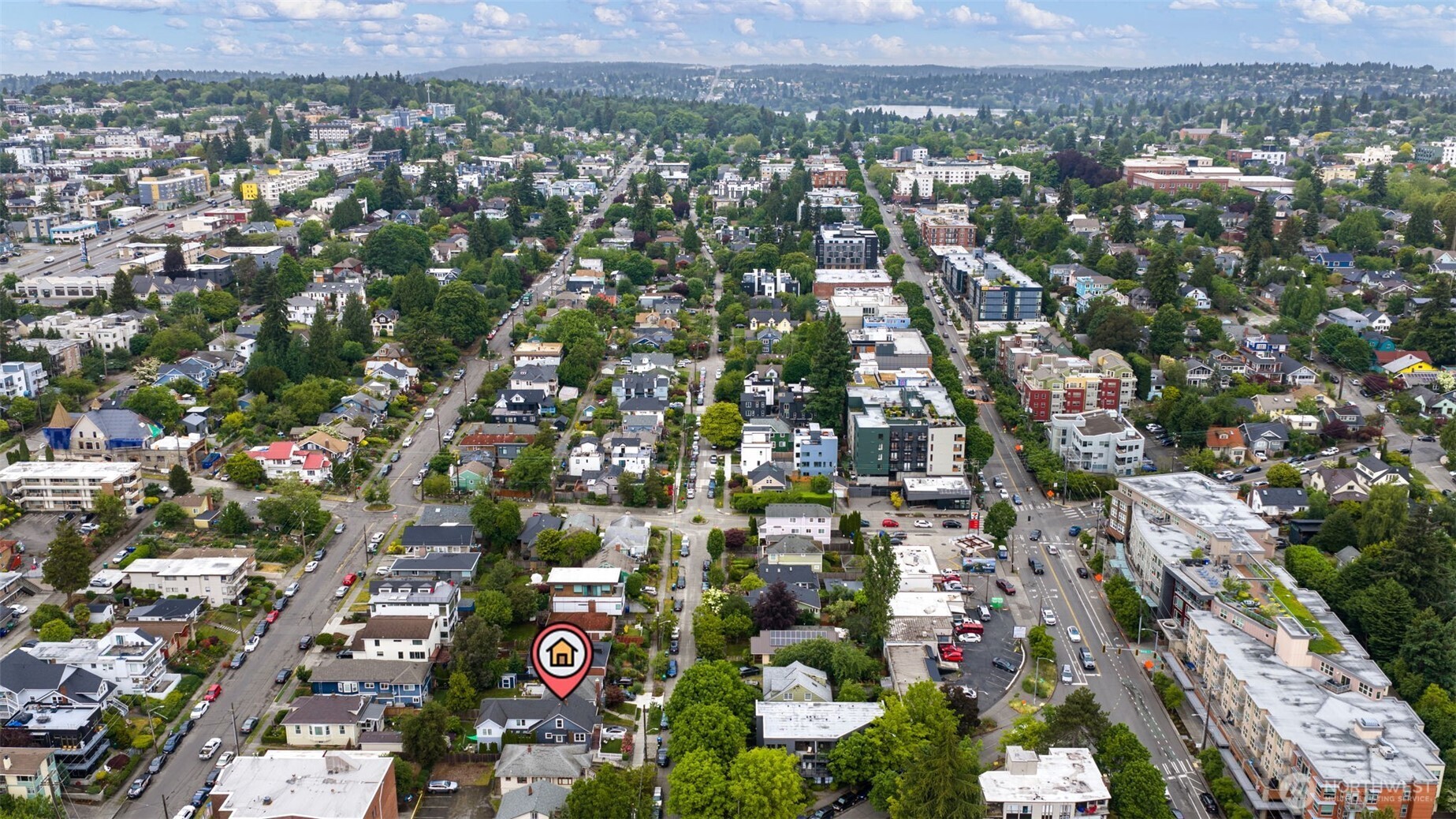 3917 Midvale Avenue North, Unit A Seattle, WA 98103 - Photo 33 of 37