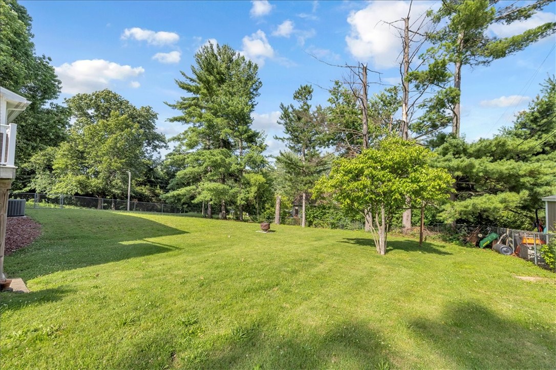 1525 Moorwood Drive Decatur, IL 62521 - Photo 42 of 44