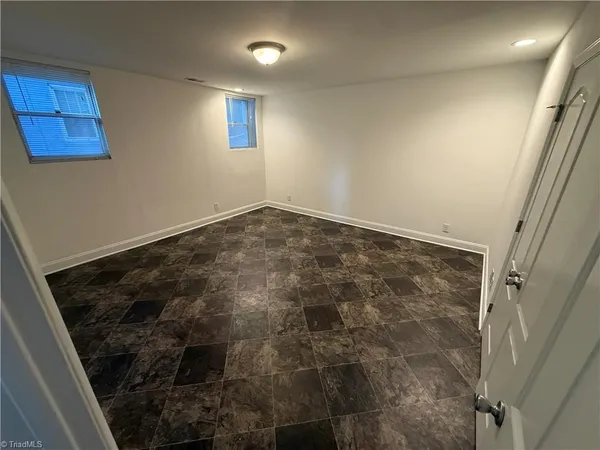 $1,025 | 1416 Glade Street Northwest, Unit 10, Winston-Salem, NC 27101