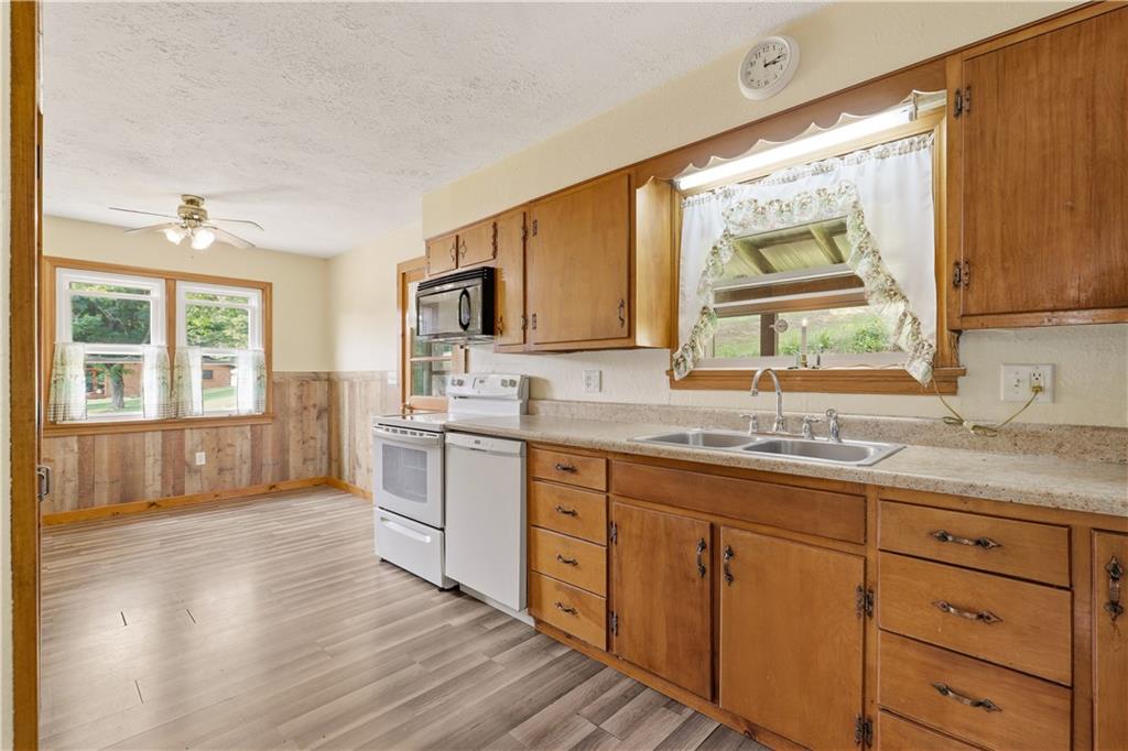 3224 Berlin Plank Road Berlin, PA 15530 - Photo 2 of 49 Gallery Image 2