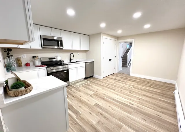 $169,700 | 850 North Anderson Street, Elwood, IN 46036