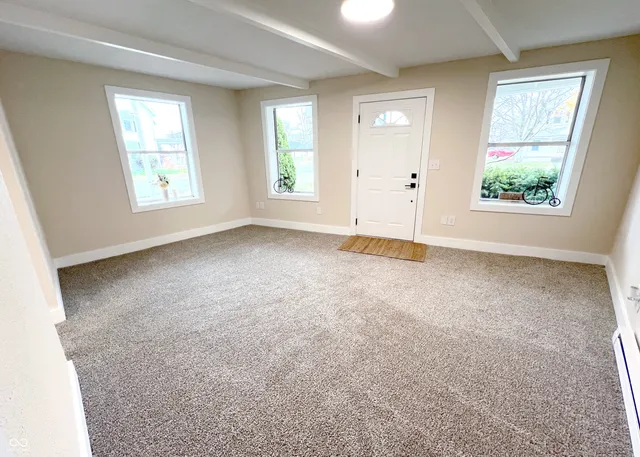 $169,700 | 850 North Anderson Street, Elwood, IN 46036