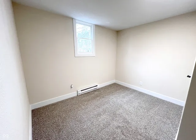 $169,700 | 850 North Anderson Street, Elwood, IN 46036