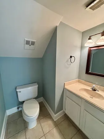 $2,150 | 2 Purpletop Court, The Woodlands, TX 77381