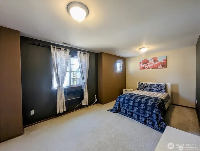 $3,300 | 2016 171st Street Southwest, Lynnwood, WA 98037