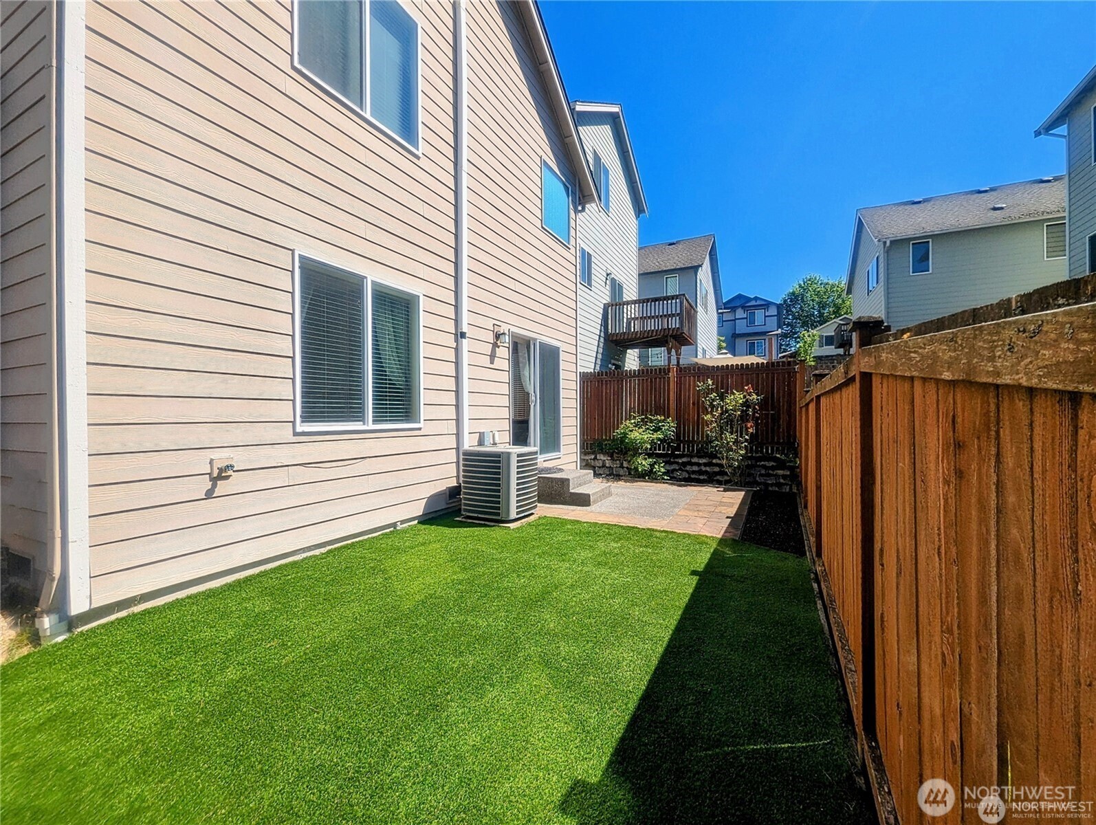 2016 171st Street Southwest Lynnwood, WA 98037 - Photo 31 of 33