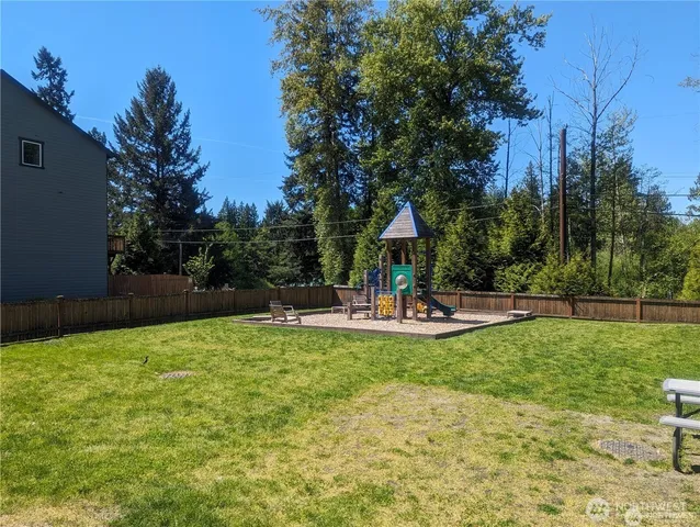 $3,300 | 2016 171st Street Southwest, Lynnwood, WA 98037