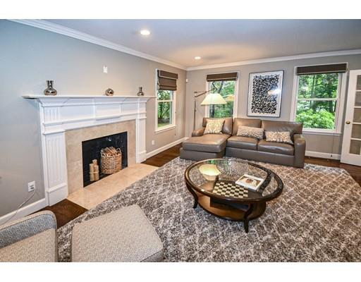 53 Lancaster Road North Andover, MA 01845 - Photo 5 of 40 Gallery Image 5