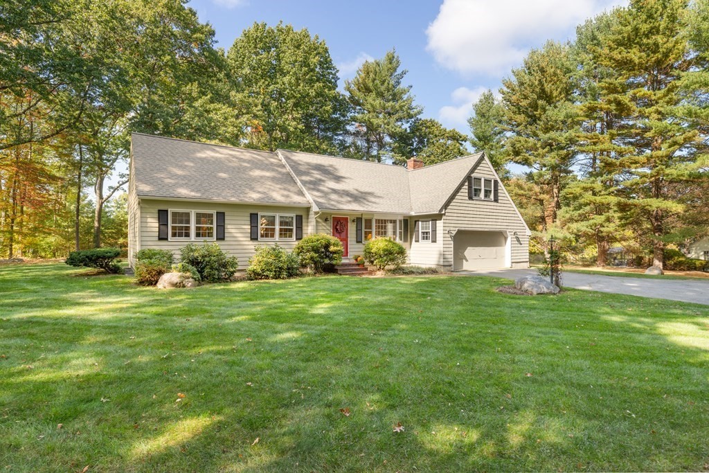 39 Locke Road Chelmsford, MA 01824 - Photo 2 of 42 Gallery Image 2
