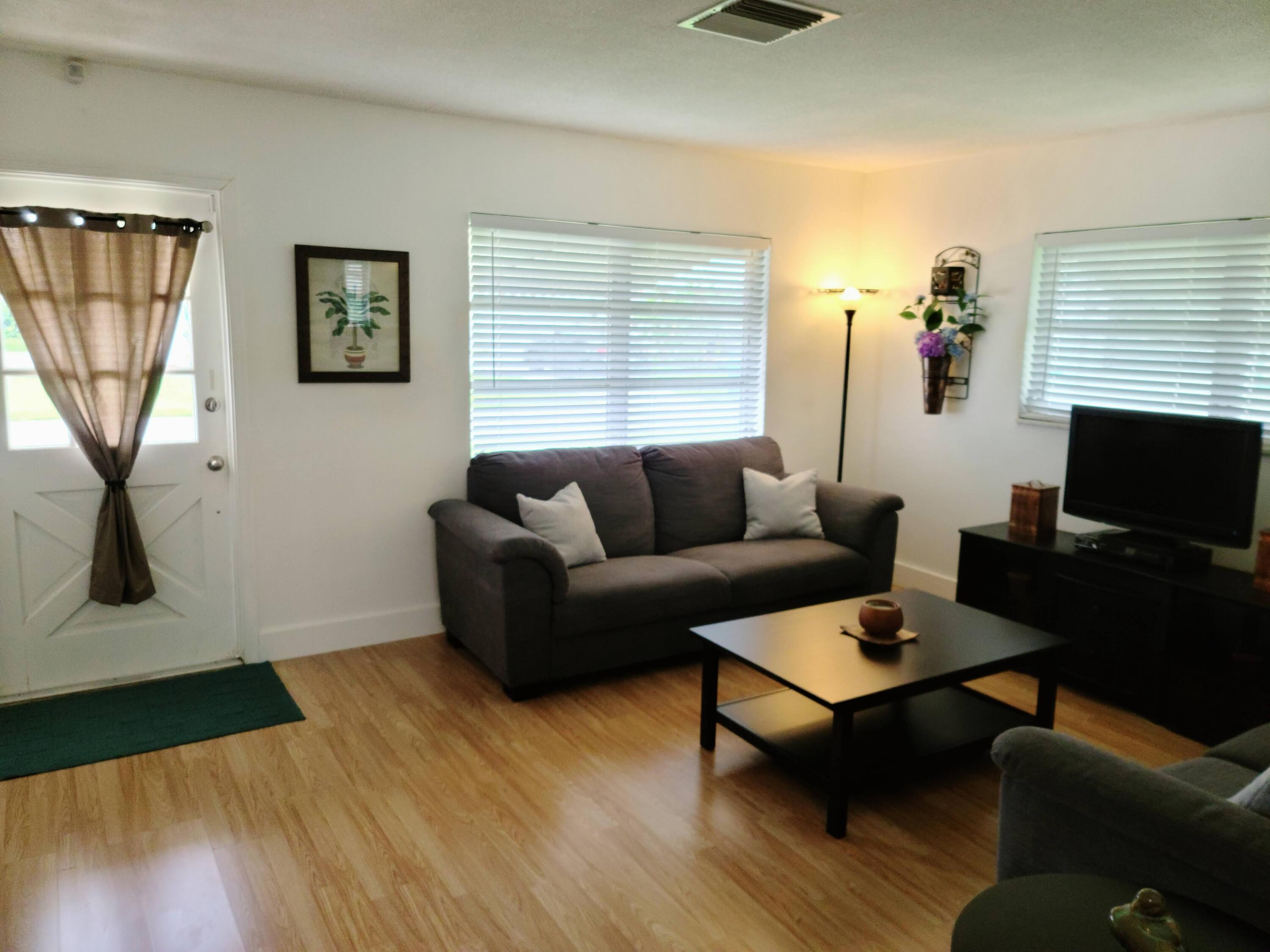 6811 Northwest 75th Street Tamarac, FL 33321 - Photo 4 of 17 Living Room (3)