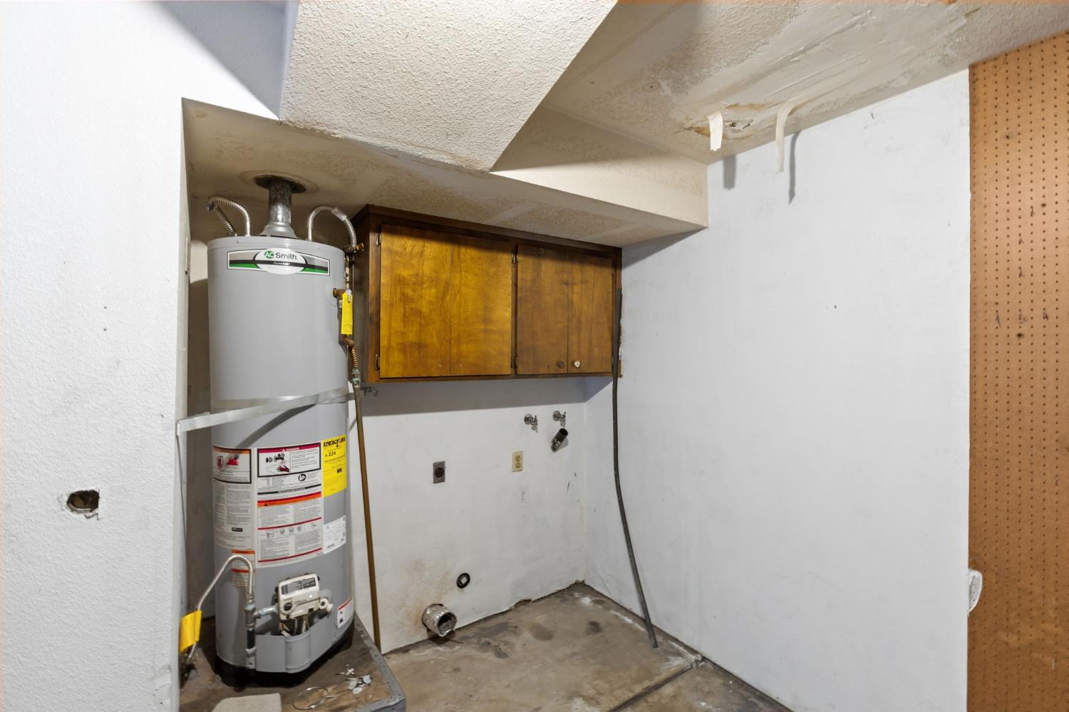 50 North 19th Avenue, Unit AF Lemoore, CA 93245 - Photo 23 of 40 a room with storage and utility