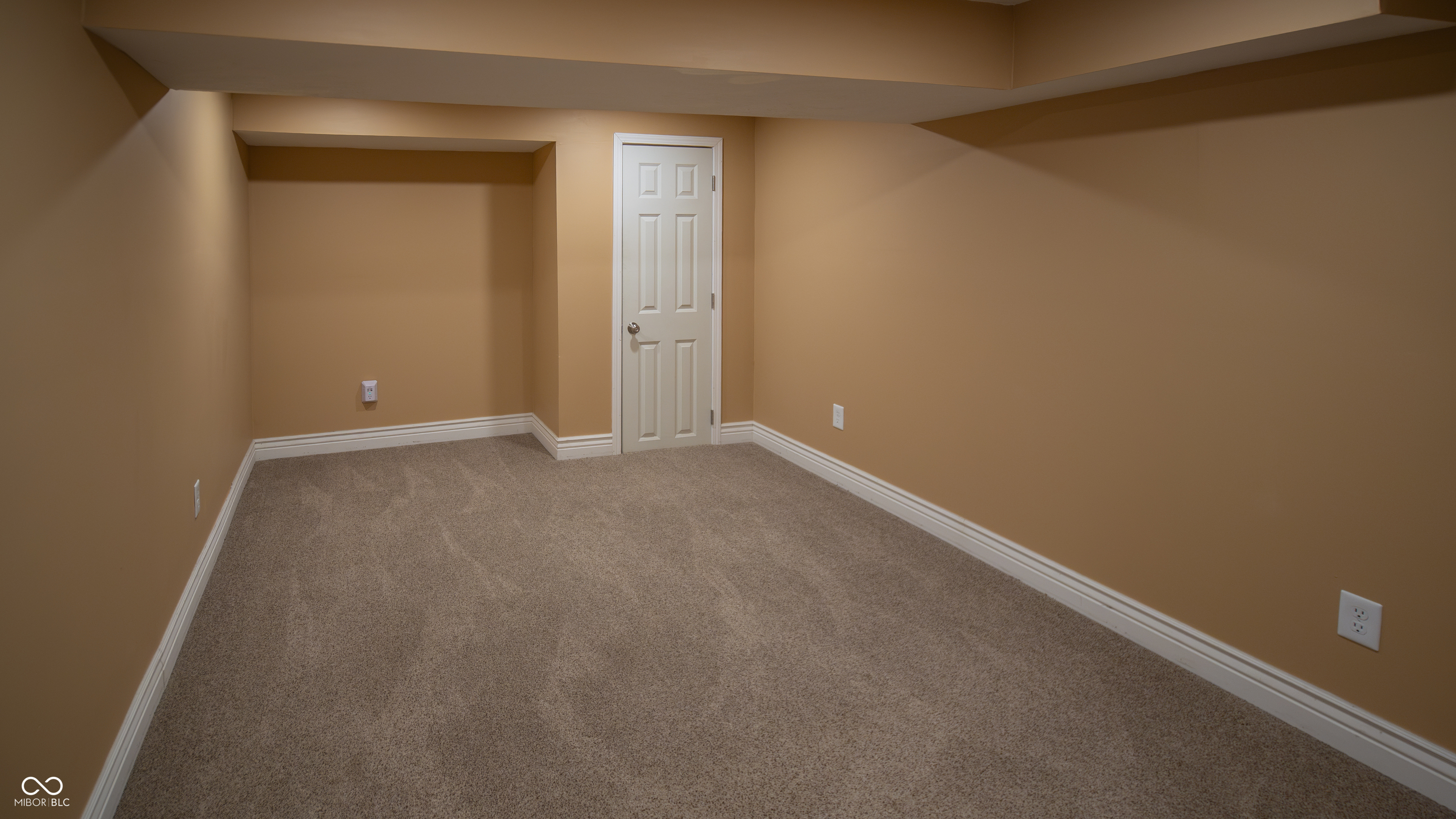 5855 Andover Road Indianapolis, IN 46220 - Photo 29 of 59